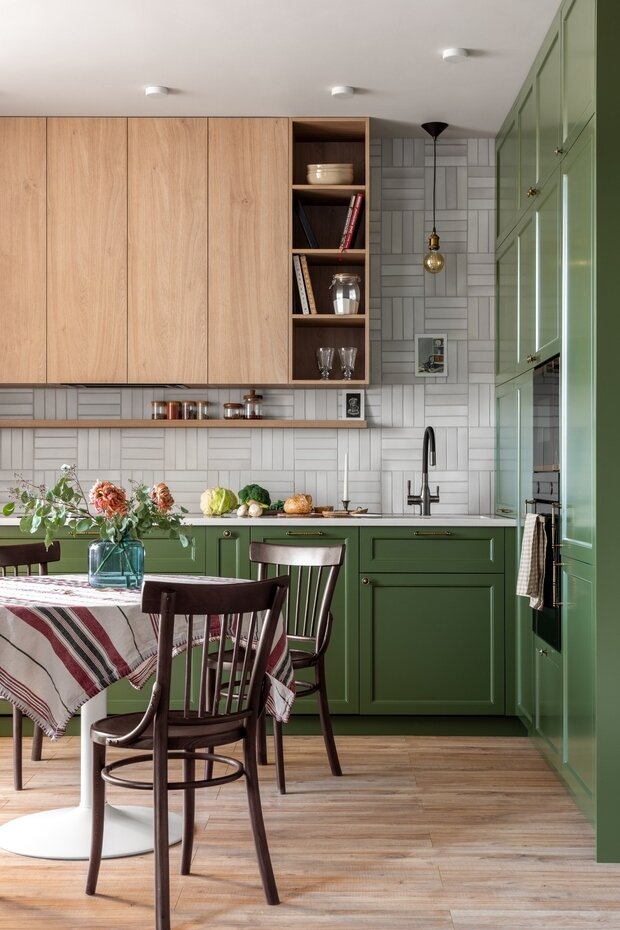 Фотография: Кухня и столовая в стиле Современный, Эклектика, Винтажный, Квартира, Проект недели, Казахстан, Астана, 3 комнаты, 60-90 метров, Евгения Мараськова-Григорянц – фото на INMYROOM