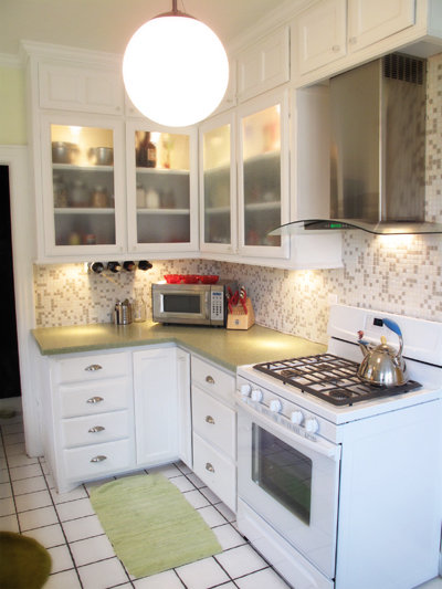 Фотография: Кухня и столовая в стиле Современный, Интерьер комнат, Системы хранения, Бытовая техника – фото на INMYROOM