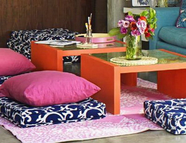 Фотография: Гостиная в стиле Восточный, Декор интерьера, Аксессуары, Текстиль, Цвет в интерьере, Текстиль, Подушки – фото на INMYROOM Фотография: Гостиная в стиле Восточный, Декор интерьера, Аксессуары, Текстиль, Цвет в интерьере, Текстиль, Подушки – фото на INMYROOM