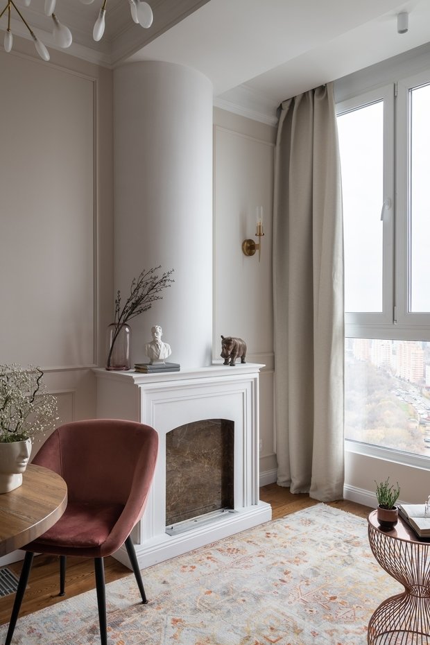 Фотография: Гостиная в стиле Классический, Современный, Квартира, Проект недели, Москва, 2 комнаты, 40-60 метров, Ирина Балданова – фото на INMYROOM