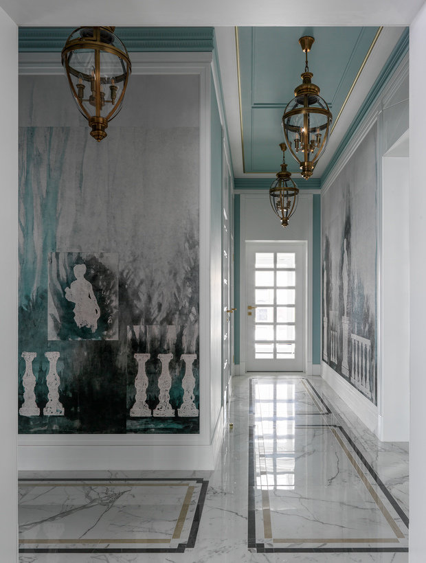 Фотография: Прихожая в стиле Классический, Современный, Дом, Проект недели, 4 и больше, Более 90 метров, #эксклюзивныепроекты, TaupeHome, Красное село – фото на INMYROOM