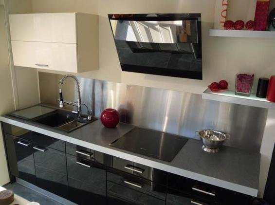 Фотография: Кухня и столовая в стиле Современный, Хай-тек – фото на INMYROOM