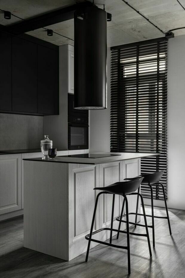 Фотография: Кухня и столовая в стиле Лофт, Современный, Эклектика, Квартира, Минимализм, Проект дня, Минск, 2 комнаты, 60-90 метров, Валерия Макаревич – фото на INMYROOM