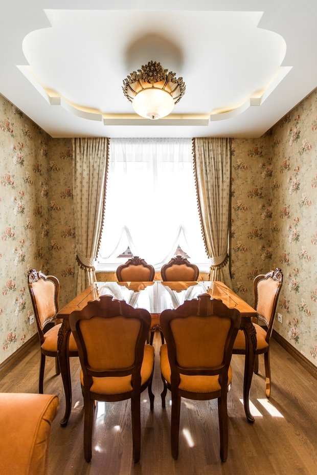 Фото из портфолио Для ценителей традиций – фотографии дизайна интерьеров на INMYROOM