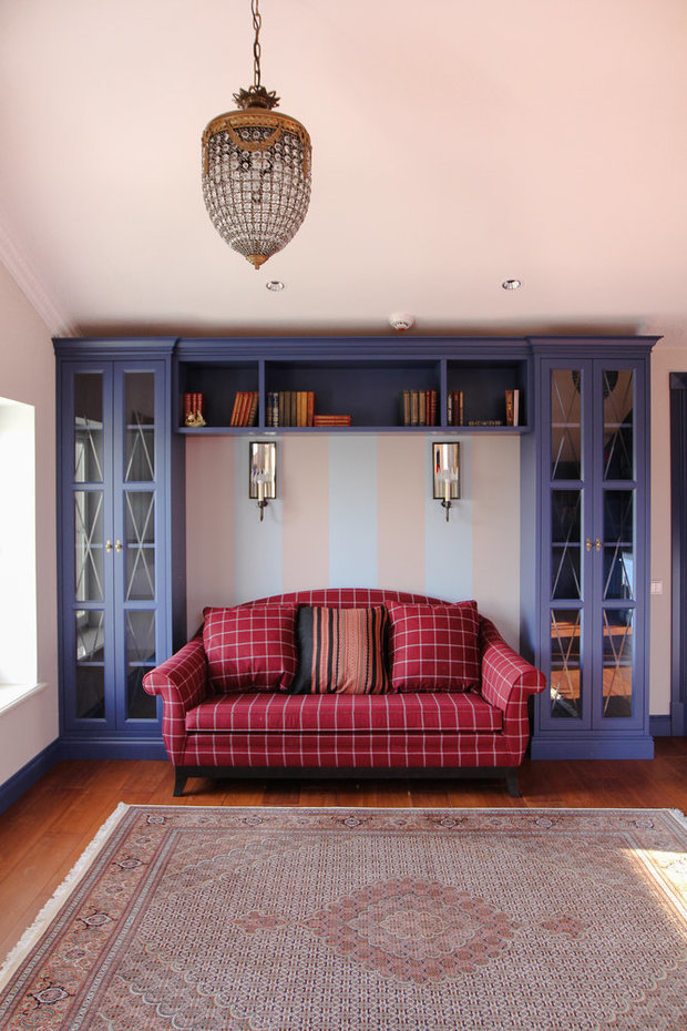 Фотография: Гостиная в стиле Прованс и Кантри, Декор интерьера, Советы, Надя Зотова, Даша Ухлинова, Cubiq Studio, студия Enjoy Home, Soul Concrete, Мария Черкасова, Zi-Design, цветные двери – фото на INMYROOM