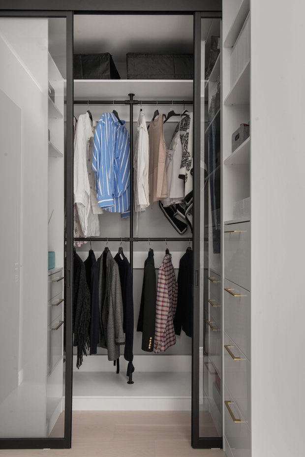 Фотография: Гардеробная в стиле Современный, Квартира, Проект недели, Москва, 3 комнаты, 60-90 метров, Balcon – фото на INMYROOM