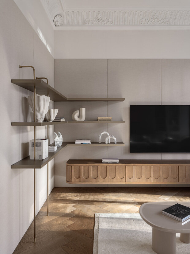 Фотография: Гостиная в стиле Классический, Современный, Эклектика, Квартира, Проект дня, Москва, Анна Макеева, Кирпичный дом, 3 комнаты, Более 90 метров, современный с элементами классики и роскоши – фото на INMYROOM