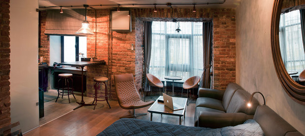 Фотография: Спальня в стиле Лофт, Малогабаритная квартира, Квартира, Студия, Планировки, BoConcept, Gramercy Home, SIEMENS, Мебель и свет, Перепланировка, Москва, Синий, Серый, Коричневый, BAXTER, Bosh, Manders, Provenza, Lehome Vintage, Migliore, Aldo Bernardi, Rosbri, Sir Edward Johns, Chadder, St. James, Империя паркета, Merediani, DeSede, Home Concept, Industriart, Елена Королева – фото на INMYROOM