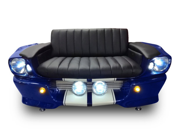 Фото из портфолио Диван из Ford Mustang – фотографии дизайна интерьеров на INMYROOM
