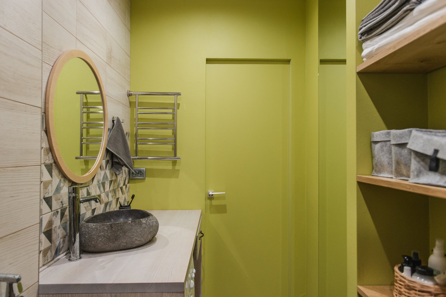 Фотография: Ванная в стиле Современный, Скандинавский, Малогабаритная квартира, Квартира, Студия, Проект недели, Волгоград, до 40 метров, Анна Букаева – фото на INMYROOM Фотография: Ванная в стиле Современный, Скандинавский, Малогабаритная квартира, Квартира, Студия, Проект недели, Волгоград, до 40 метров, Анна Букаева – фото на INMYROOM