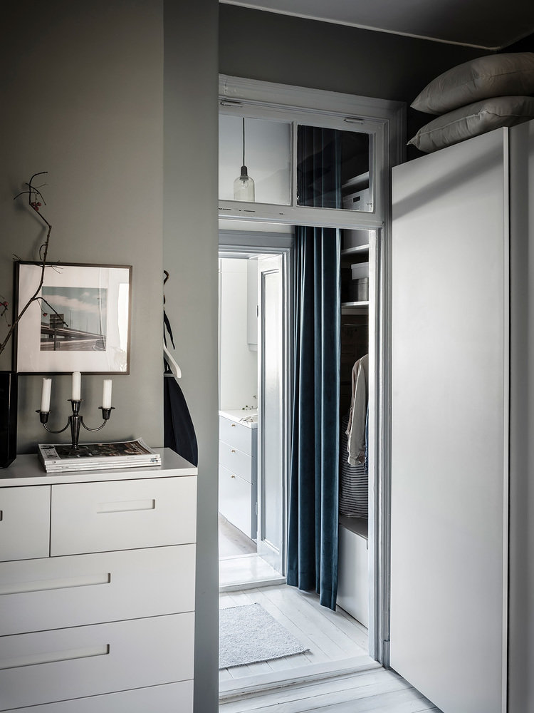 Фотография: Прихожая в стиле Скандинавский, Лофт, Декор интерьера, Квартира, Планировки, Декор, Белый, Серый, 2 комнаты, до 40 метров – фото на INMYROOM