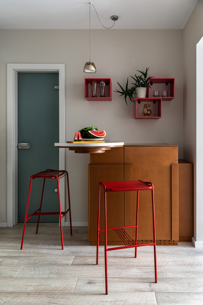 Фотография: Кухня и столовая в стиле Современный, Эклектика, Квартира, Проект недели, Москва, Кирпичный дом, 2 комнаты, 60-90 метров, Петр Григораш – фото на INMYROOM Фотография: Кухня и столовая в стиле Современный, Эклектика, Квартира, Проект недели, Москва, Кирпичный дом, 2 комнаты, 60-90 метров, Петр Григораш – фото на INMYROOM