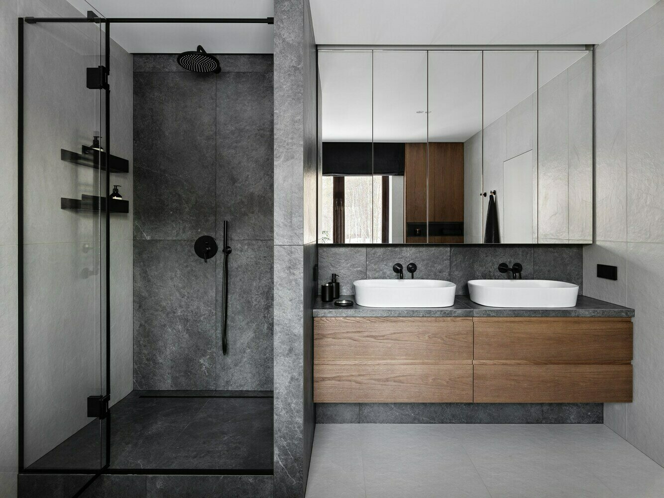 Фотография: Ванная в стиле Современный, Минимализм, Дом, Проект дня, Дом и дача, Ленинградская область, 4 и больше, Более 90 метров, Анара Беркалиева – фото на INMYROOM Фотография: Ванная в стиле Современный, Минимализм, Дом, Проект дня, Дом и дача, Ленинградская область, 4 и больше, Более 90 метров, Анара Беркалиева – фото на INMYROOM