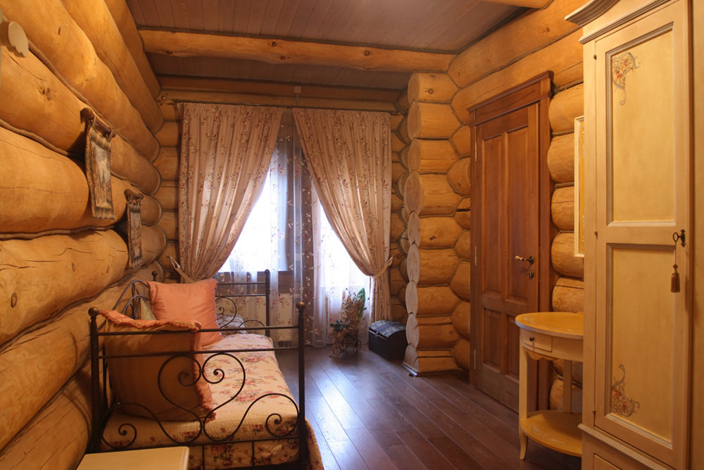 Фотография: Спальня в стиле Прованс и Кантри, Классический, Дом, Россия, Белый, Проект недели, Дача, Красный, Бежевый, Желтый, Бирюзовый, Дом и дача, Московская область, Nicolazzi, Original Style, Дмитровский район, Mangani, Tifferno, Sanitan, Gianfranco Ballerini, Gallo, Micheni, Angelo Cappellini, Руслан Телегин, Ольга Деревлева, ODEL, как оформить дом в русском стиле, русский стиль в интерьере, дача в русском стиле – фото на INMYROOM Фотография: Спальня в стиле Прованс и Кантри, Классический, Дом, Россия, Белый, Проект недели, Дача, Красный, Бежевый, Желтый, Бирюзовый, Дом и дача, Московская область, Nicolazzi, Original Style, Дмитровский район, Mangani, Tifferno, Sanitan, Gianfranco Ballerini, Gallo, Micheni, Angelo Cappellini, Руслан Телегин, Ольга Деревлева, ODEL, как оформить дом в русском стиле, русский стиль в интерьере, дача в русском стиле – фото на INMYROOM