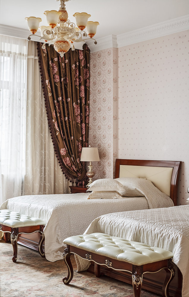 Фотография: Спальня в стиле Классический, Квартира, Проект недели, Москва, Сергей Красюк, ID project, Старый фонд, Дом на Набережной, 3 комнаты, Более 90 метров – фото на INMYROOM Фотография: Спальня в стиле Классический, Квартира, Проект недели, Москва, Сергей Красюк, ID project, Старый фонд, Дом на Набережной, 3 комнаты, Более 90 метров – фото на INMYROOM