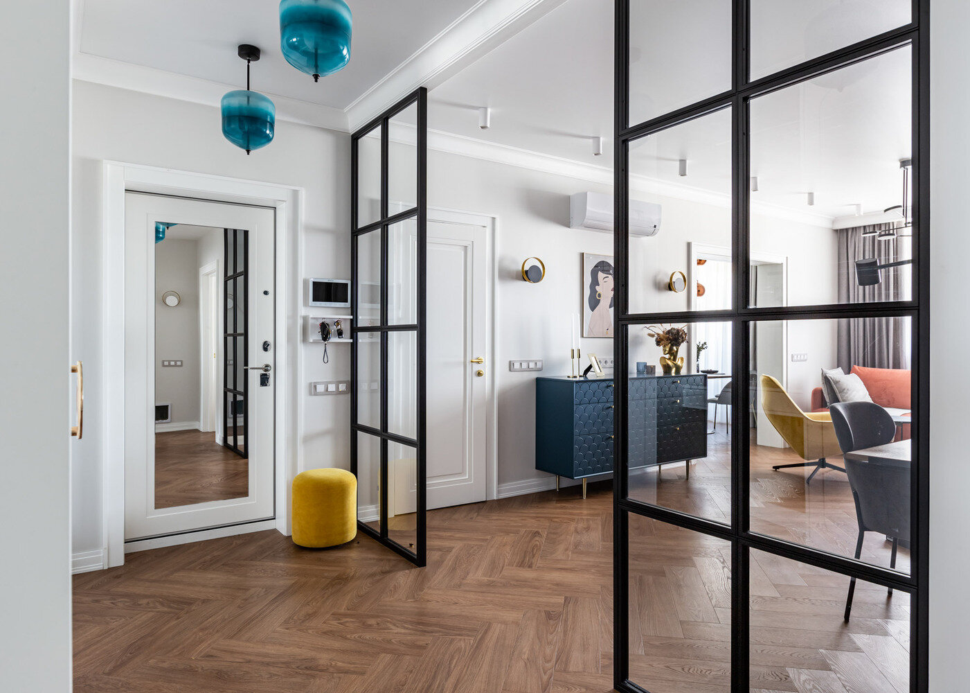 Фотография: Прихожая в стиле Современный, Квартира, Проект недели, Санкт-Петербург, Монолитный дом, 3 комнаты, Более 90 метров, Designer Zdes – фото на INMYROOM Фотография: Прихожая в стиле Современный, Квартира, Проект недели, Санкт-Петербург, Монолитный дом, 3 комнаты, Более 90 метров, Designer Zdes – фото на INMYROOM