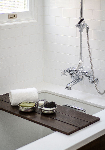 Фотография: Ванная в стиле Прованс и Кантри, Интерьер комнат – фото на INMYROOM