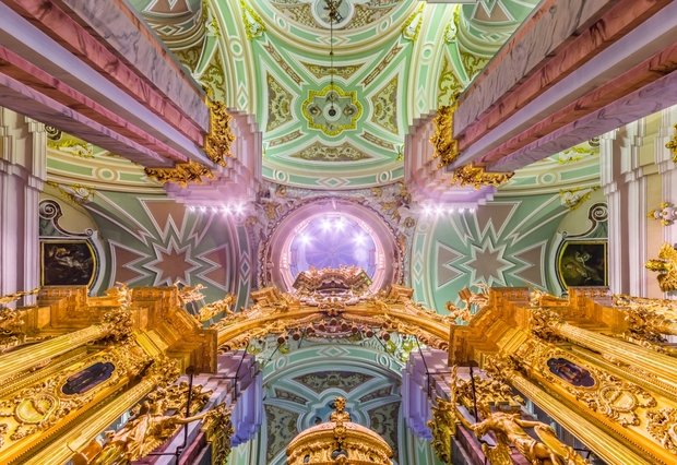 Фото из портфолио Петропавловский собор – фотографии дизайна интерьеров на INMYROOM