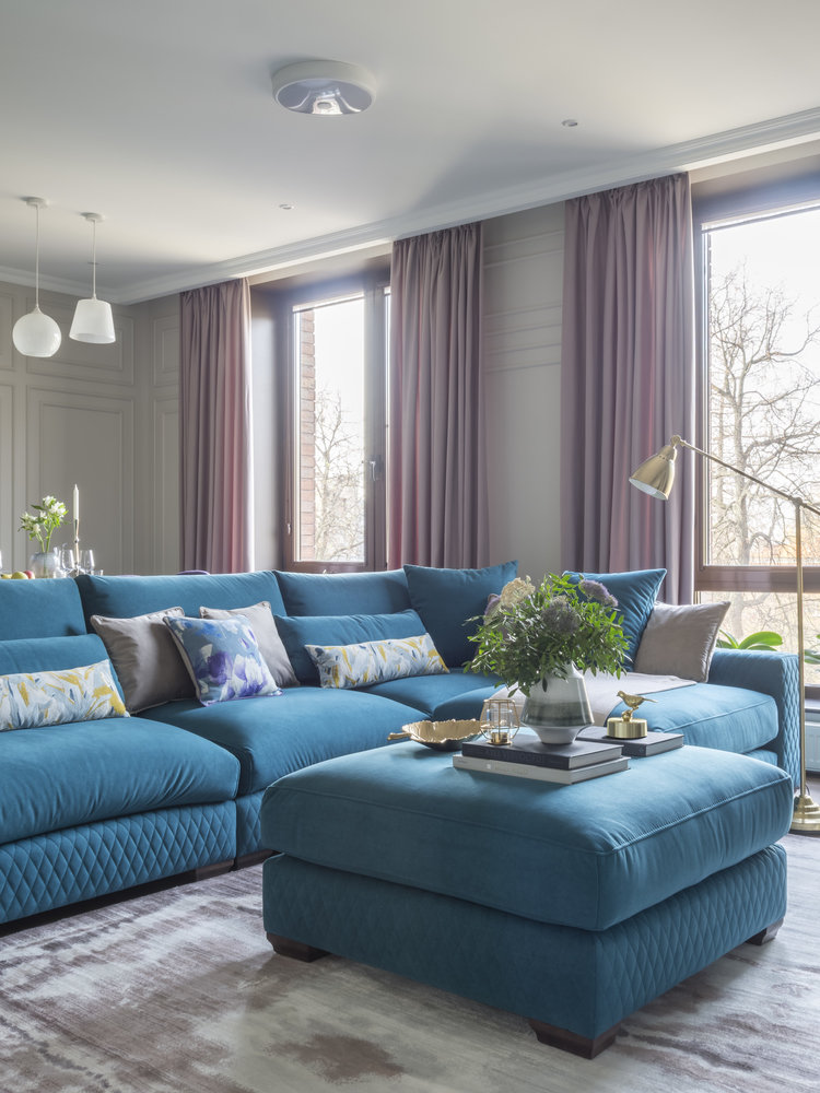 Фотография: Гостиная в стиле Современный, Классический, Квартира, Проект недели, Нижний Новгород, 2 комнаты, 60-90 метров, Bilbao Design – фото на INMYROOM