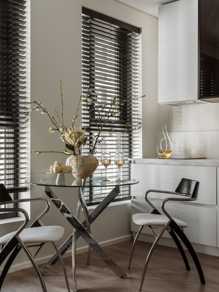 Фотография: Кухня и столовая в стиле Современный, Малогабаритная квартира, Квартира, Проект недели, Санкт-Петербург, Монолитный дом, 2 комнаты, до 40 метров, Ольга Копосова – фото на INMYROOM Фотография: Кухня и столовая в стиле Современный, Малогабаритная квартира, Квартира, Проект недели, Санкт-Петербург, Монолитный дом, 2 комнаты, до 40 метров, Ольга Копосова – фото на INMYROOM