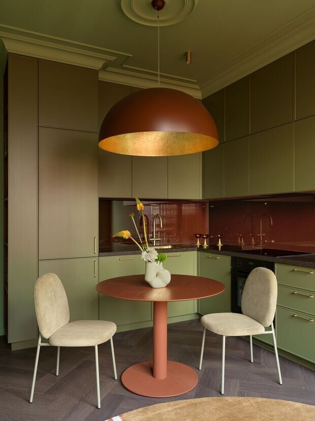 Фотография: Кухня и столовая в стиле Современный, Квартира, Проект дня, Москва, Монолитный дом, 3 комнаты, 60-90 метров, фото интерьера, дизайн интерьера фото, ЖК «Событие», Анастасии Василица – фото на INMYROOM