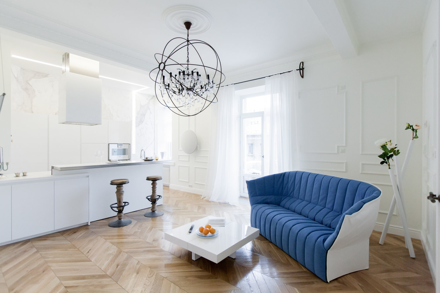 Фотография: Гостиная в стиле Скандинавский, Минимализм, Проект недели – фото на INMYROOM