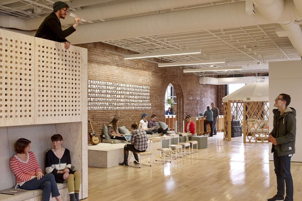 Фотография: Ванная в стиле Лофт, Декор интерьера, Офисное пространство, Офис – фото на INMYROOM Фотография: Ванная в стиле Лофт, Декор интерьера, Офисное пространство, Офис – фото на INMYROOM