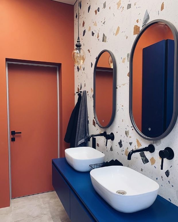 Фотография: Ванная в стиле Современный, Кухня и столовая, Ремонт на практике, черная кухня – фото на INMYROOM