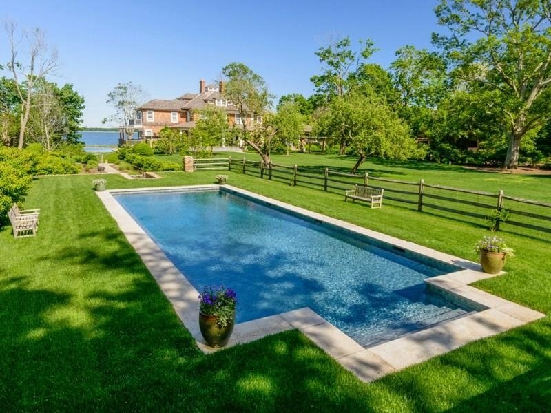 Фотография: Ландшафт в стиле Современный, Дом, Дома и квартиры, Интерьеры звезд – фото на INMYROOM