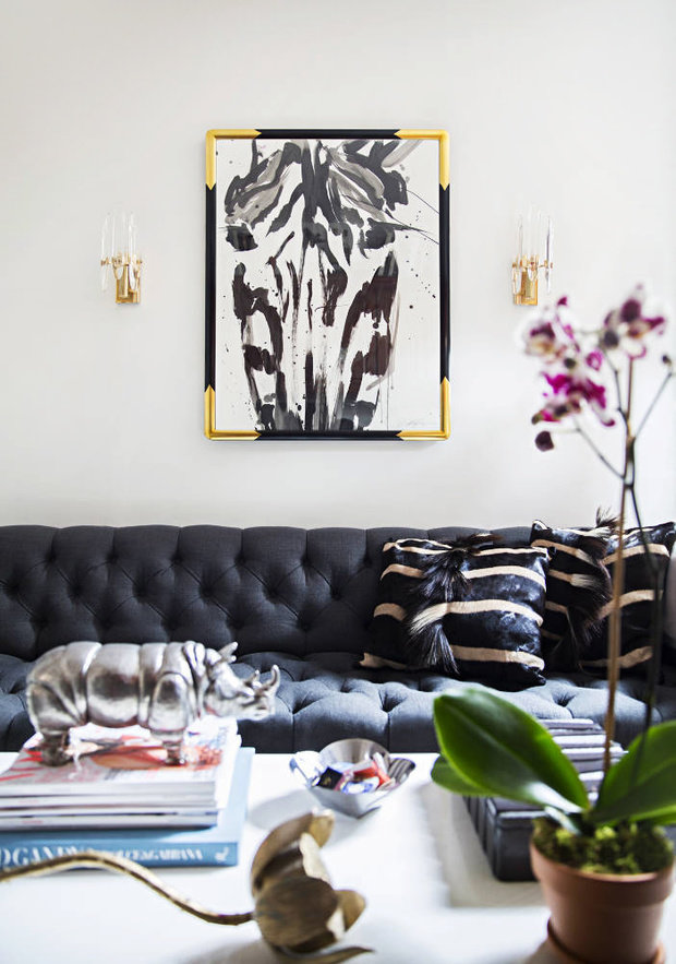 Фотография: Гостиная в стиле Эклектика, Декор интерьера, Дизайн интерьера, Цвет в интерьере – фото на INMYROOM