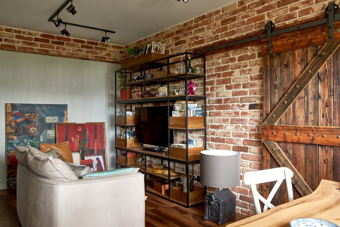 Фотография: Гостиная в стиле Лофт, Квартира, Проект недели, Москва, Оксана Цымбалова, Кирпичный дом, 2 комнаты, 40-60 метров – фото на INMYROOM Фотография: Гостиная в стиле Лофт, Квартира, Проект недели, Москва, Оксана Цымбалова, Кирпичный дом, 2 комнаты, 40-60 метров – фото на INMYROOM