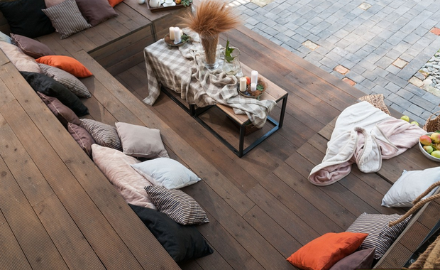 Фотография: Терраса в стиле Лофт, Скандинавский, Эклектика, Аксессуары, Декор, Мебель и свет, Белый, Дача, Бежевый, Серый, Оранжевый, Бирюзовый, Коричневый, Эко, Подмосковье, Дом и дача, Фазенда, Фундэкс, ENS Group, Home Melody, KAMROCK, Luminarc, Полигаль Восток, Artpole, терраса в стиле лофт, деревянный подиум, деревянный амфитеатр, лофт под открытым небом, ТД Текстиль, Северсталь, Премьер Профиль, Стамет, Мульча. РФ, Weber, Bironi, Dream Bag, Story Storet, Nobilis Marco, Casablanca, Юлия Швыченкова – фото на INMYROOM