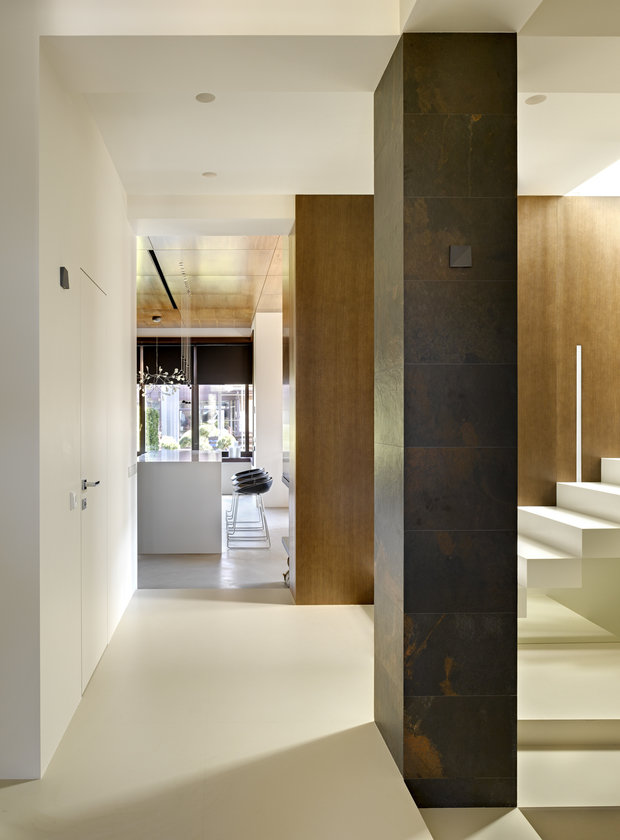 Фотография: Прихожая в стиле Лофт, Дом, Дома и квартиры, Минимализм, Проект недели, Эко – фото на INMYROOM