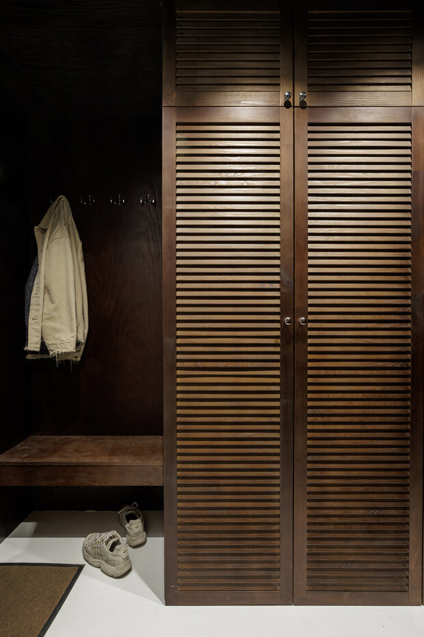 Фотография: Прихожая в стиле Лофт, Современный, Малогабаритная квартира, Квартира, Студия, Проект дня, Сочи, Монолитный дом, до 40 метров, минимализм с элементами современного дизайна – фото на INMYROOM