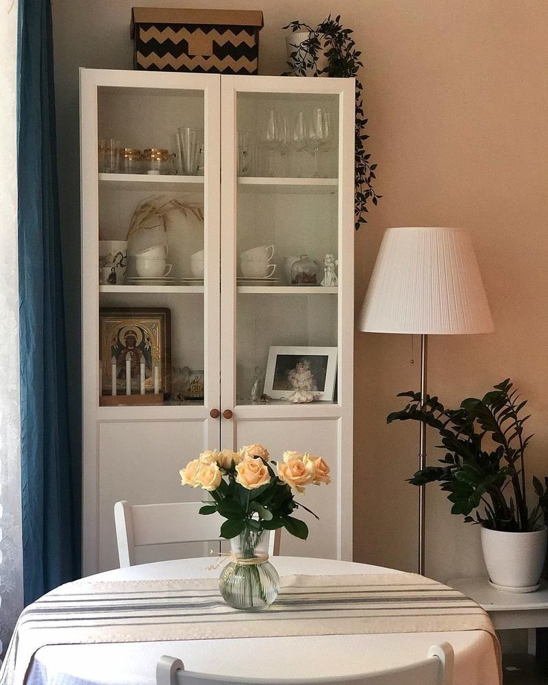 Фотография: Кухня и столовая в стиле Скандинавский, Современный, – фото на INMYROOM Фотография: Кухня и столовая в стиле Скандинавский, Современный, – фото на INMYROOM