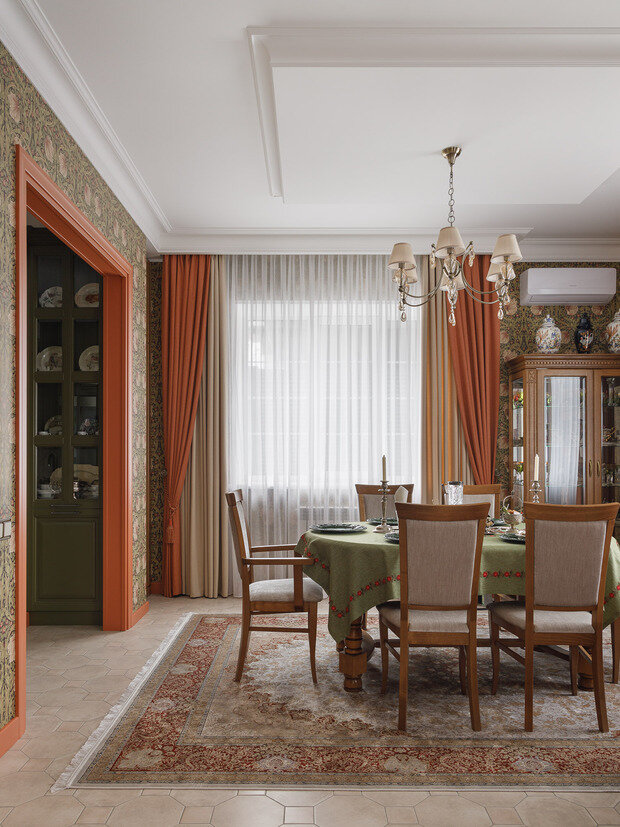 Фотография: Кухня и столовая в стиле Классический, Эклектика, Дом, Проект дня, Дом и дача, Татарстан, Кирпичный дом, 4 и больше, Более 90 метров, современный с элементами классики и роскоши, Зарина Гайворонская – фото на INMYROOM