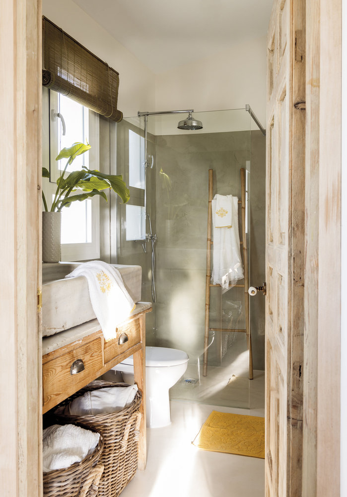 Фотография: Ванная в стиле Прованс и Кантри, Современный, Декор интерьера, Дом, Италия, Декор, Терраса, Белый, Зеленый, Розовый – фото на INMYROOM Фотография: Ванная в стиле Прованс и Кантри, Современный, Декор интерьера, Дом, Италия, Декор, Терраса, Белый, Зеленый, Розовый – фото на INMYROOM