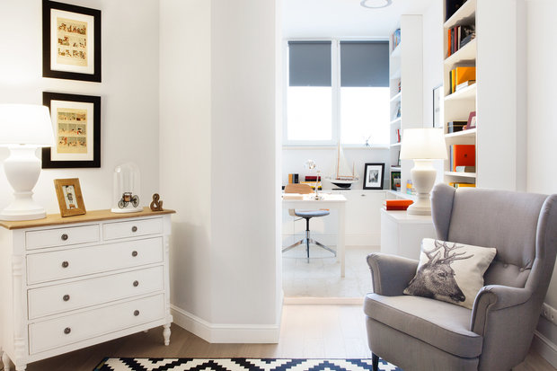 Фотография: Кабинет в стиле Скандинавский, Эклектика, Современный, Декор интерьера, Квартира, Дизайн интерьера, Декор, Мебель и свет, Проект недели, Переделка, Happy Station, happystation.ru, как обустроить квартиру для молодой пары, квартира для пары, интерьер для молодой пары – фото на INMYROOM