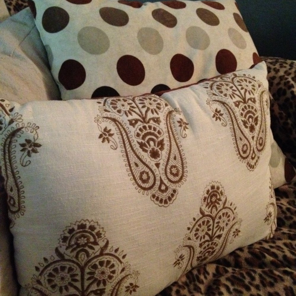 Фотография: Аксессуары в стиле Современный, Декор интерьера, Декор дома, Ковер – фото на INMYROOM Фотография: Аксессуары в стиле Современный, Декор интерьера, Декор дома, Ковер – фото на INMYROOM