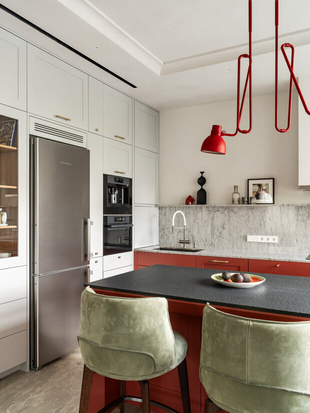 Фотография: Кухня и столовая в стиле Современный, Квартира, Проект дня, Москва, 3 комнаты, Более 90 метров, Эксклюзивные проекты, Александр Сенчугов – фото на INMYROOM
