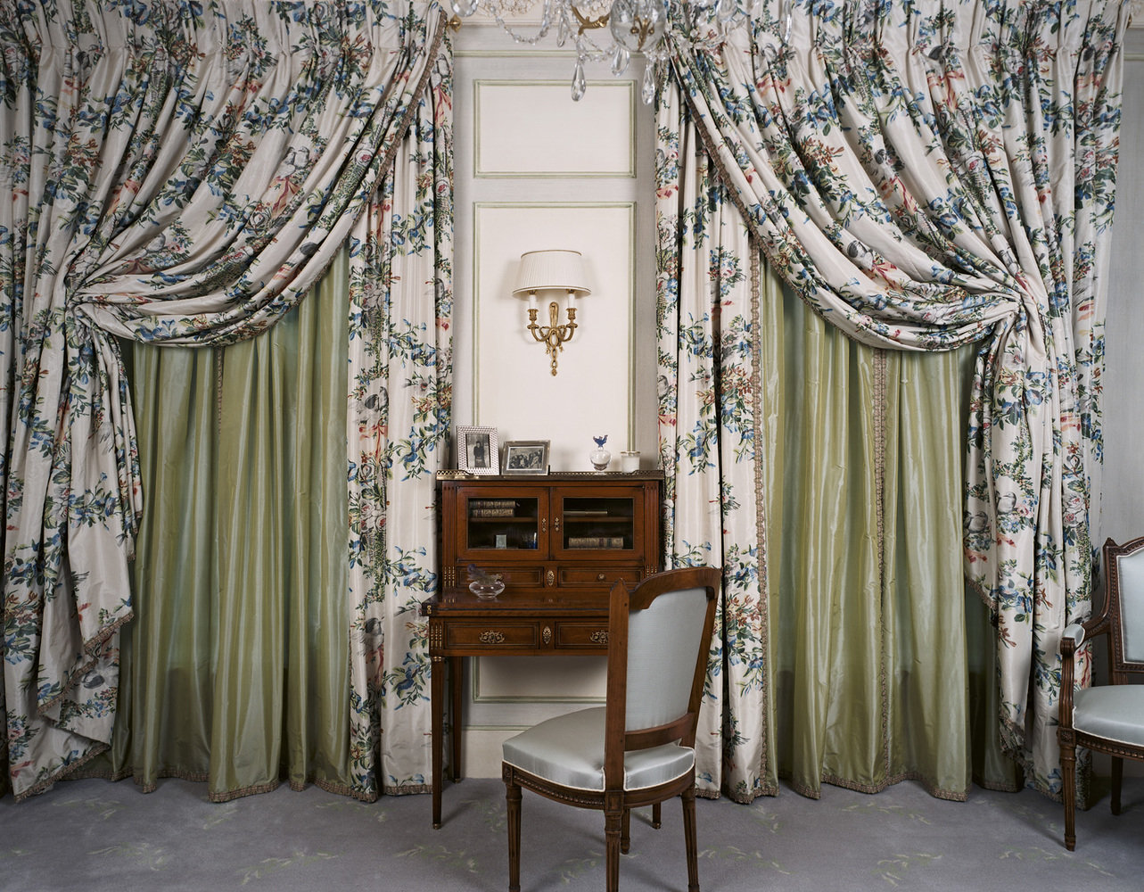 Фото из портфолио Питерская классика – фотографии дизайна интерьеров на INMYROOM Фото из портфолио Питерская классика – фотографии дизайна интерьеров на INMYROOM