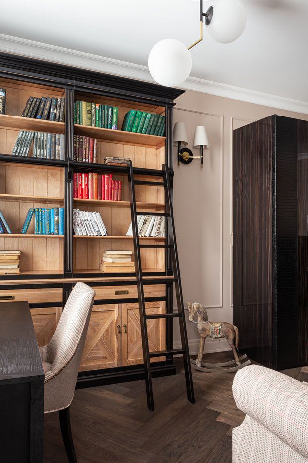 Фотография: Кабинет в стиле Классический, Квартира, Проект недели, Москва, 3 комнаты, Более 90 метров, Ирина Межова – фото на INMYROOM