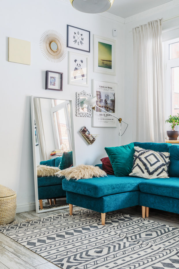 Фотография: Гостиная в стиле Скандинавский, Проект недели, Samsung, Таунхаус, 4 и больше, Спецпроект, интерьерный холодильник, интерьерная микроволновая печь – фото на INMYROOM