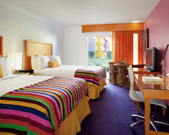 Фотография: Спальня в стиле Современный, Декор интерьера, Декор дома, Шторы, Окна – фото на INMYROOM