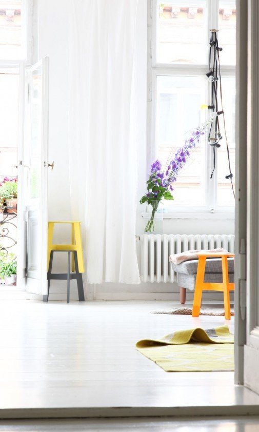 Фото из портфолио Интерьер с графическими линиями и яркими цветами – фотографии дизайна интерьеров на INMYROOM