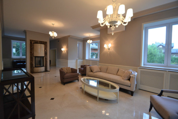 Фотография: Гостиная в стиле Классический – фото на INMYROOM