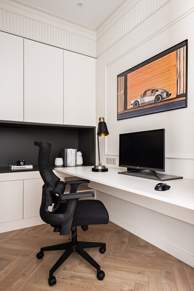 Фотография: Кабинет в стиле Современный, Квартира, Проект дня, 2 комнаты, 40-60 метров, Анна Жижайкина, современный с элементами неоклассики – фото на INMYROOM