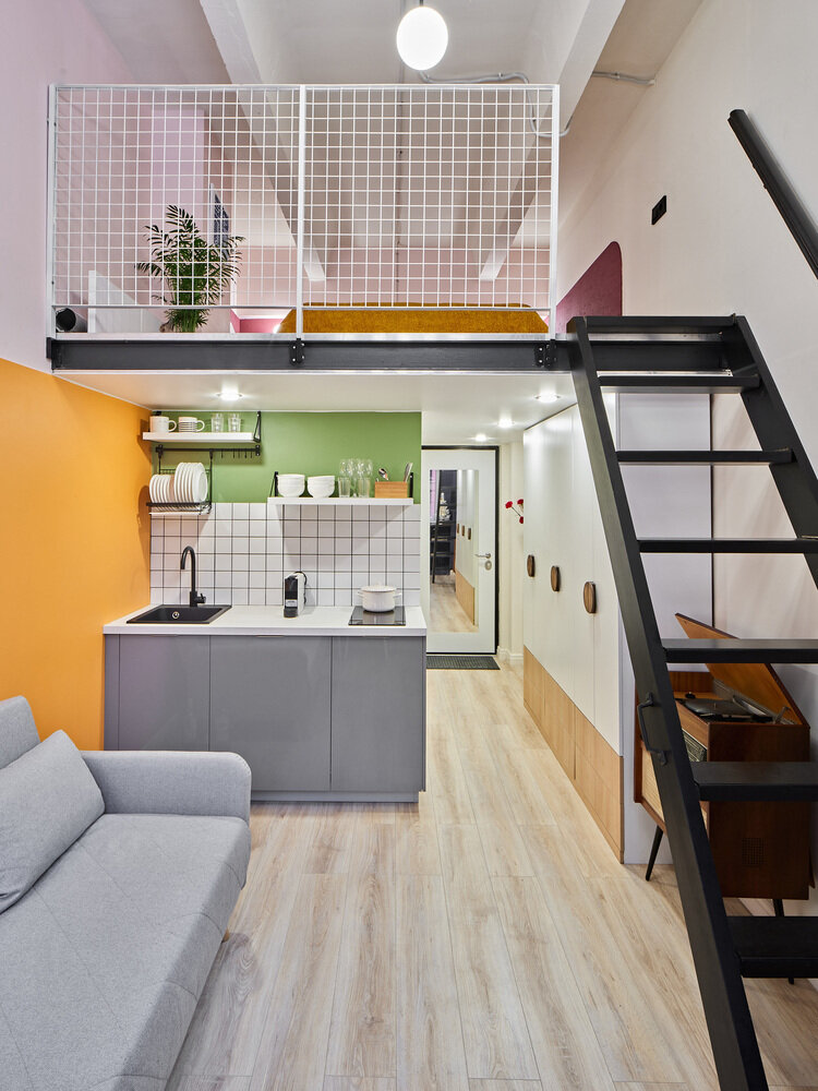 Фотография: Кухня и столовая в стиле Современный, Лофт, Малогабаритная квартира, Квартира, Студия, Проект недели, Москва, до 40 метров, Роман Капенкин – фото на INMYROOM Фотография: Кухня и столовая в стиле Современный, Лофт, Малогабаритная квартира, Квартира, Студия, Проект недели, Москва, до 40 метров, Роман Капенкин – фото на INMYROOM