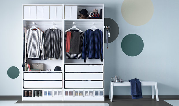 Фотография: Гардеробная в стиле Скандинавский, Современный, Квартира, Советы, уборка, Мэри Кондо, секреты уборки, как облегчить процесс уборки – фото на INMYROOM
