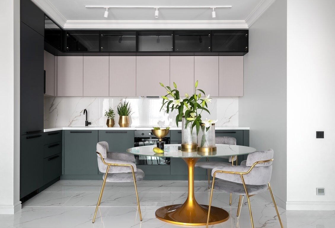 Фотография: Кухня и столовая в стиле Современный, Классический, Квартира, Проект недели, Москва, Марина Козлова, 3 комнаты, 60-90 метров, ColorCode Interiors – фото на INMYROOM